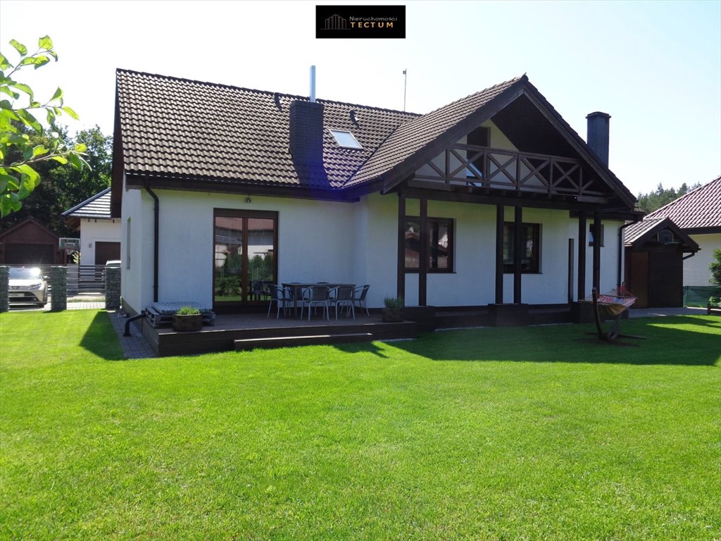 Przestronny dom 194 m² z dużą działką i kominkiem Wągrowiec  194m2 Foto 1