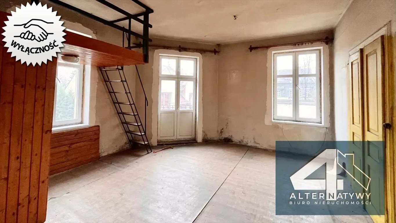 Kamienica z piekarnią i 10 mieszkań w centrum Sucha Beskidzka Sucha Beskidzka, Mickiewicza 8  500m2 Foto 1