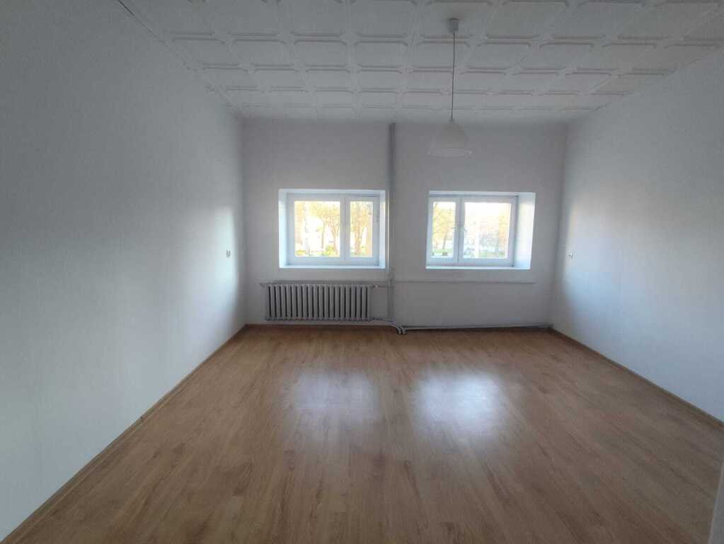 Mieszkanie trzypokojowe na sprzedaż Działoszyce, Plac Partyzantów  89m2 Foto 1