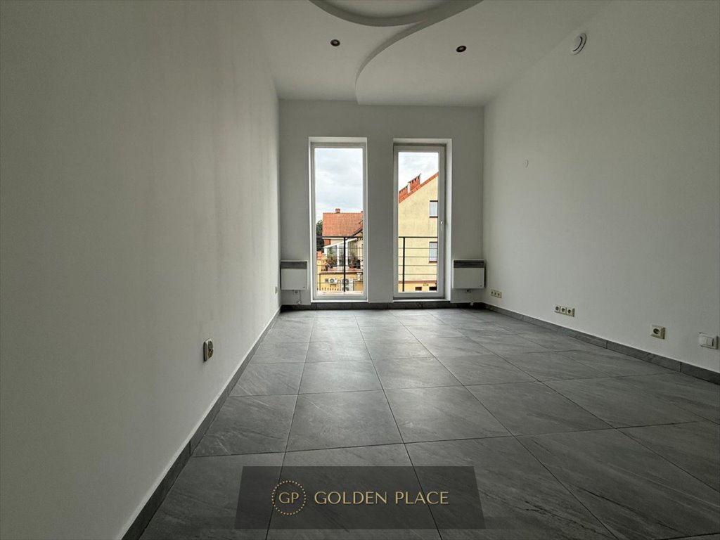 Wynajem lokalu 54 m² z możliwością podnajmu, Obłuże Gdynia, Obłuże, adm. J. Unruga  54m2 Foto 1