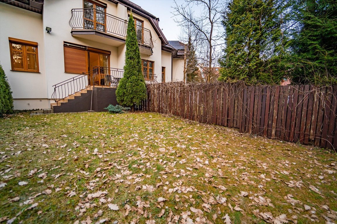 Segment z lasem, 4 kondygnacje, 180 m2, Baranówek Kielce, Baranówek, Obrzeżna  180m2 Foto 1