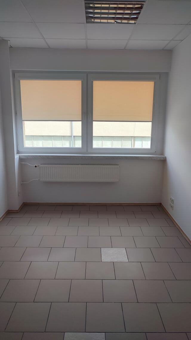 Lokal użytkowy na wynajem Opole  30m2 Foto 2