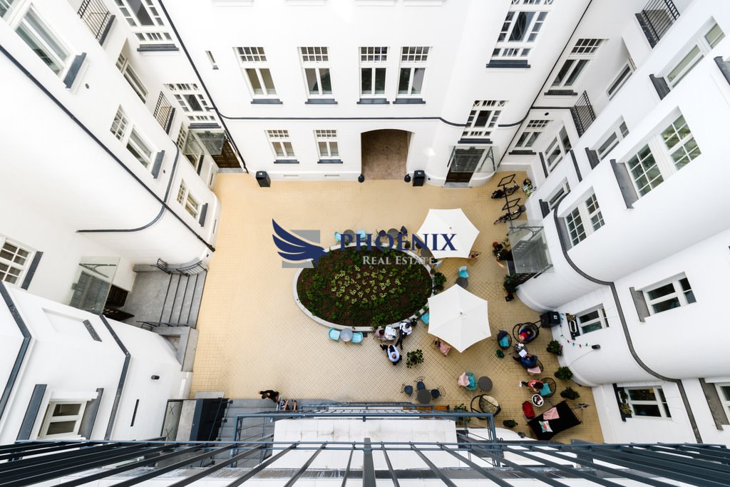 Nowoczesny biuro w zabytkowej kamienicy z widokiem na centrum Warszawa, Śródmieście, Ludwika Waryńskiego  58m2 Foto 1