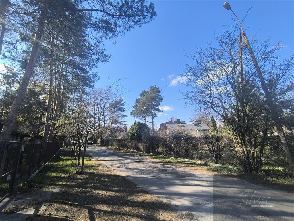 Komfortowy dom 120 m2 z ogrodem, gotowy do zamieszkania Brwinów  120m2 Foto 1