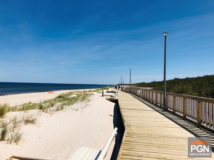 Dom z 7 pokojami gościnnymi przy plaży w Dziwnowie Dziwnów, Kościelna  243m2 Foto 1