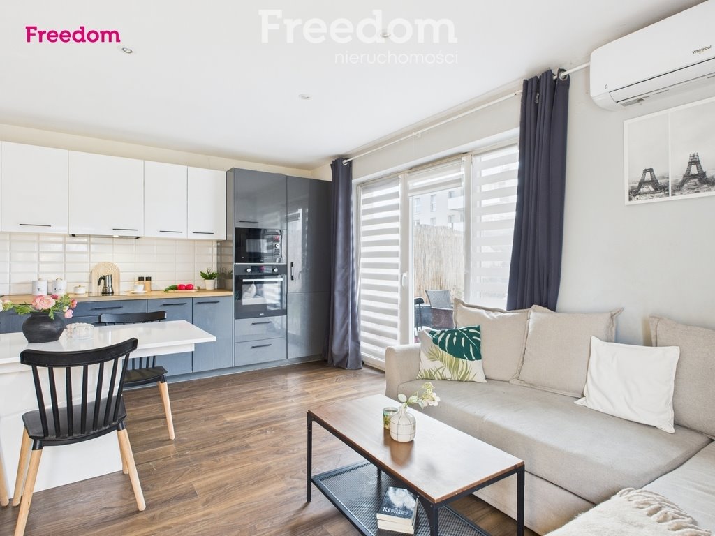 Mieszkanie czteropokojowe  na sprzedaż Wieliczka, Bolesława Wstydliwego  60m2 Foto 1