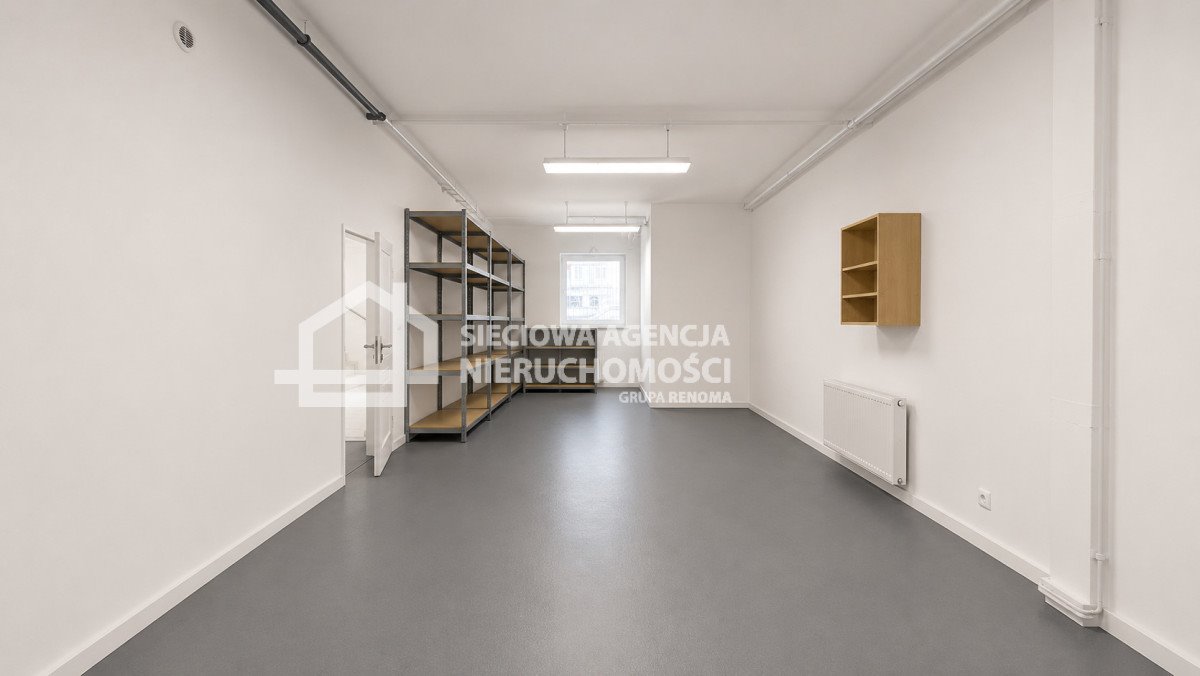 Magazyn 60 m2 z parkingiem, aranżacja, Gdynia Mały Kack Gdynia, Mały Kack  60m2 Foto 1