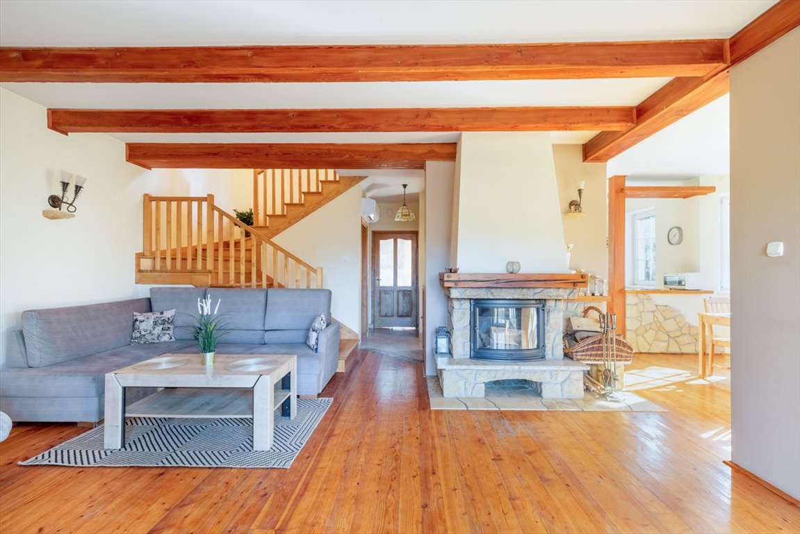 Sprzedam komfortowy dom 150 m² w Stryszawie z dużą działką Sucha Beskidzka  150m2 Foto 1