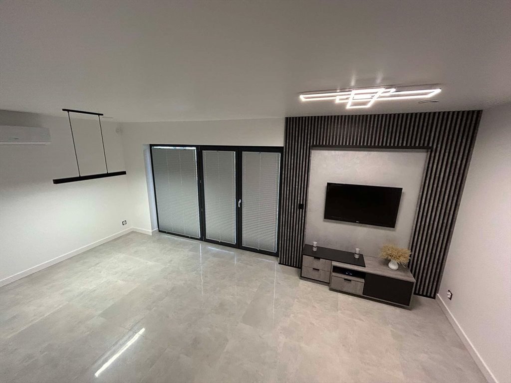 Niezależny dom 92 m2 z ogródkiem i pełnym wyposażeniem Kozy  92m2 Foto 1