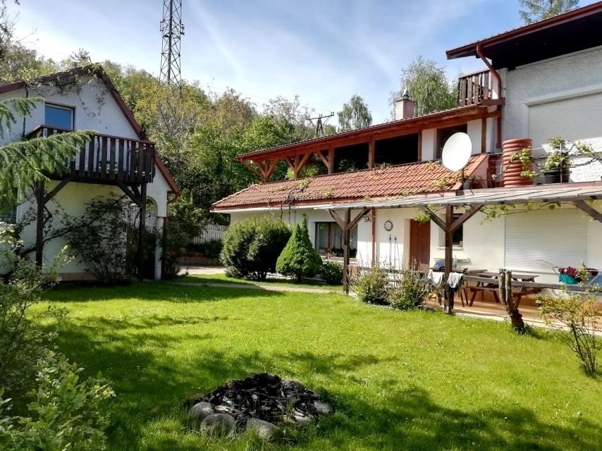 Dom z 7 mieszkaniami pod wynajem i własnym domek, zapraszam Jelenia Góra, Czarne  460m2 Foto 1
