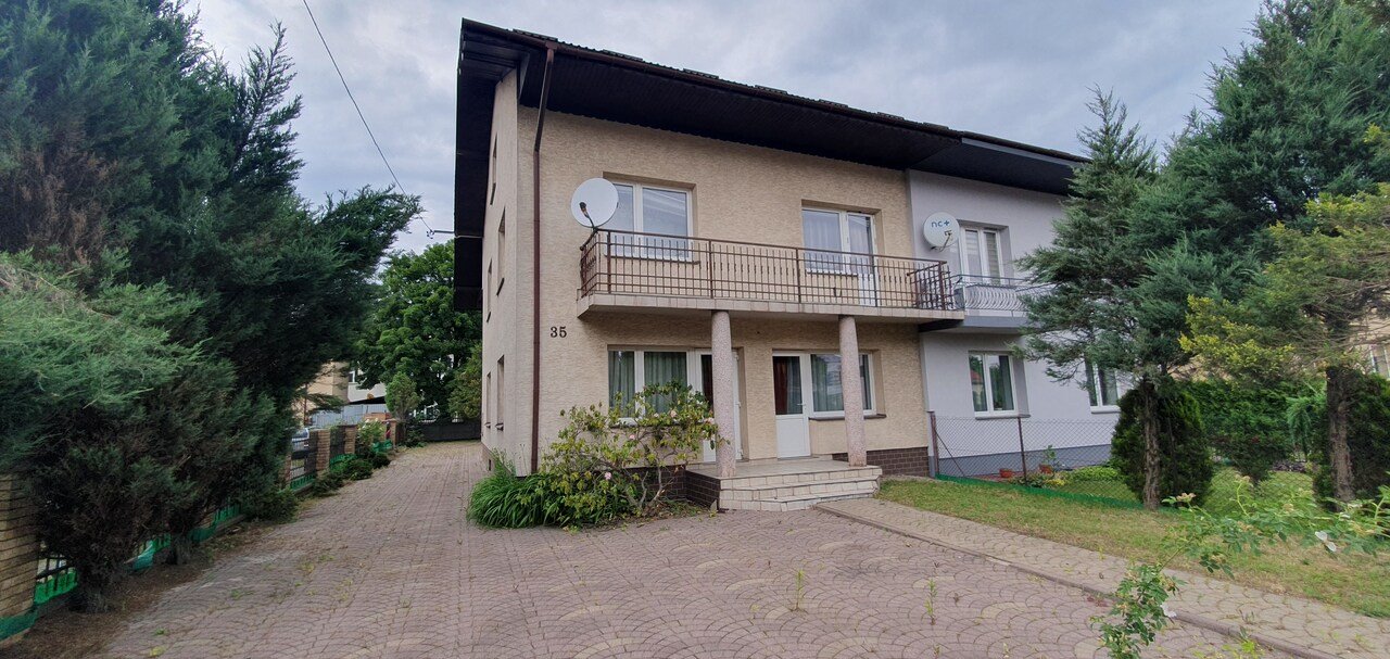 Dom na sprzedaż Biłgoraj, Zamojska  210m2 Foto 1