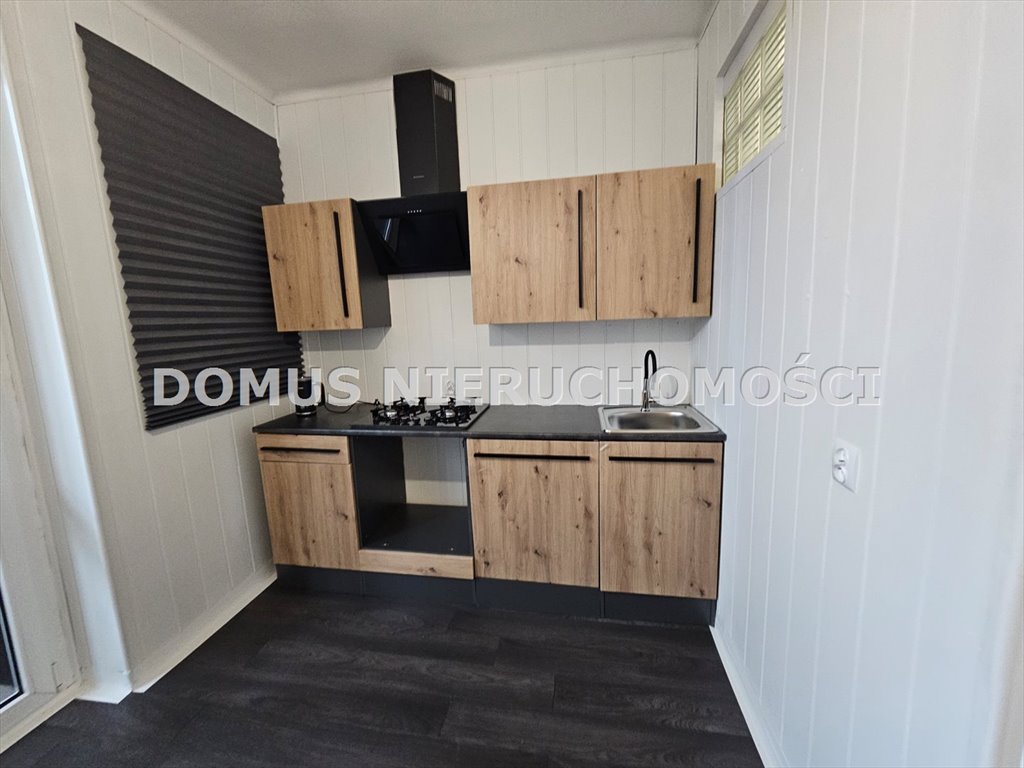 Na sprzedaż przestronna kawalerka 41,1 m² z dodatkowym pomieszczeniem w Pabianicach Pabianice, Piaski, al. kard. Wyszyńskiego  41m2 Foto 1