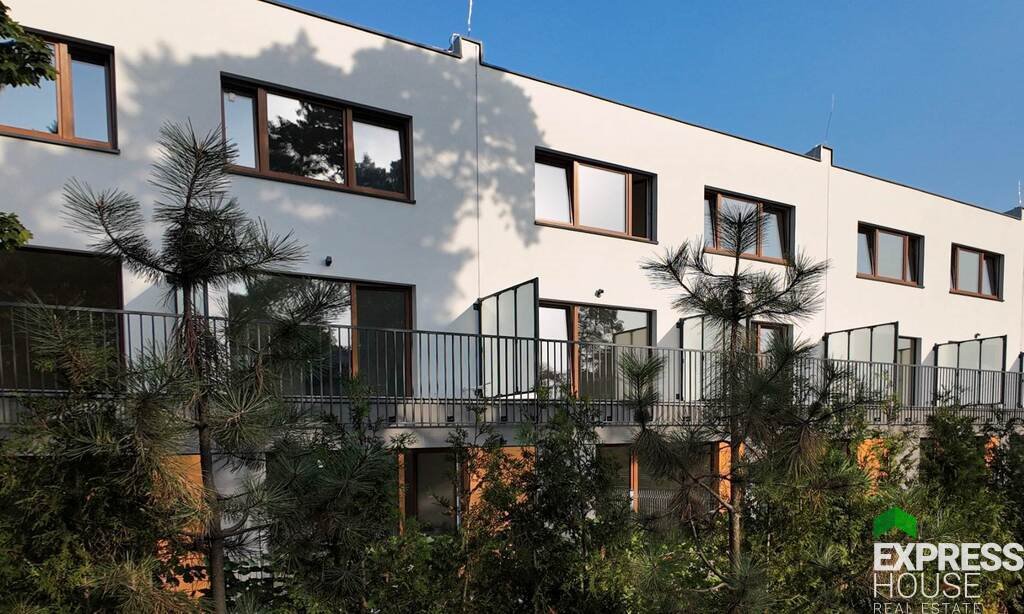 Dom na sprzedaż Otwock, Ambasadorska  148m2 Foto 1