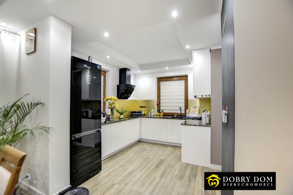 Nowoczesny dom 187 m² z kominkiem i ogrzewaniem podłogowym polecam! Piliki  187m2 Foto 1