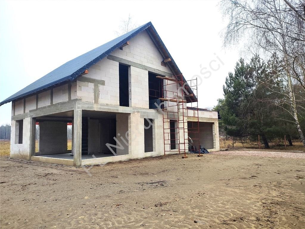 Dom wolnostojący 171 m2 z dużą działką i potencjałem Musuły  171m2 Foto 1