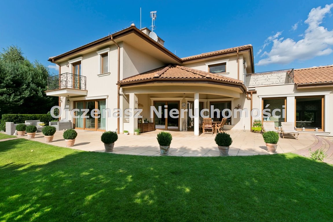 Ekskluzywny dom z basenem i SPA na 1,24 ha (Żołędowo) Żołędowo  590m2 Foto 1
