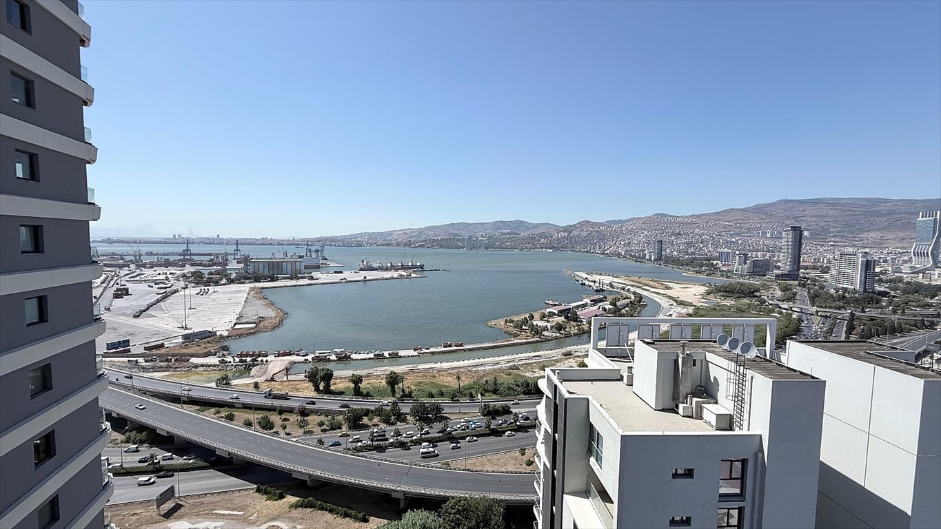Nowoczesny apartament z widokiem na morze w İzmirze Turcja, Izmir, Çınarlı, Konak, Izmir  51m2 Foto 1