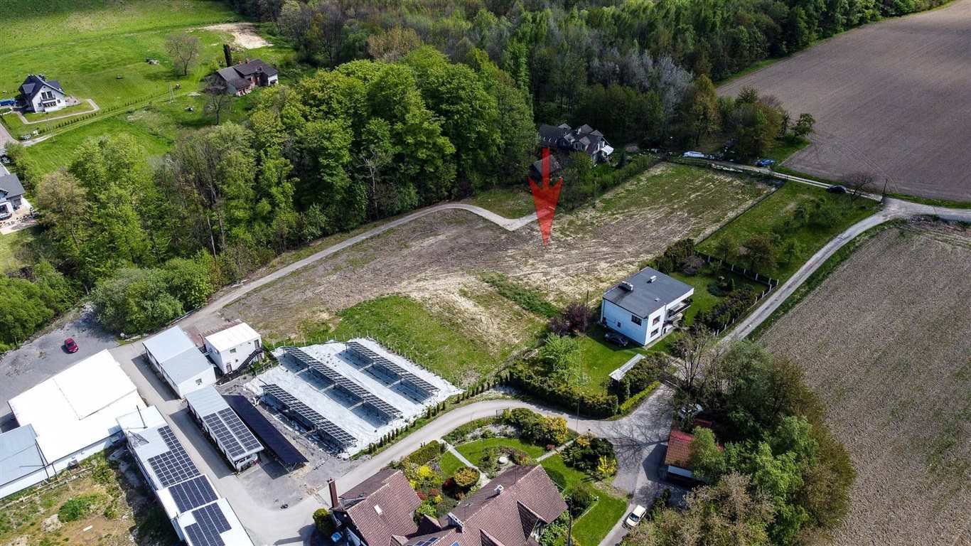 Działka budowlana 6300 m² z warunkami zabudowy w Hałcnowie Bielsko-Biała, Hałcnów  6 337m2 Foto 1