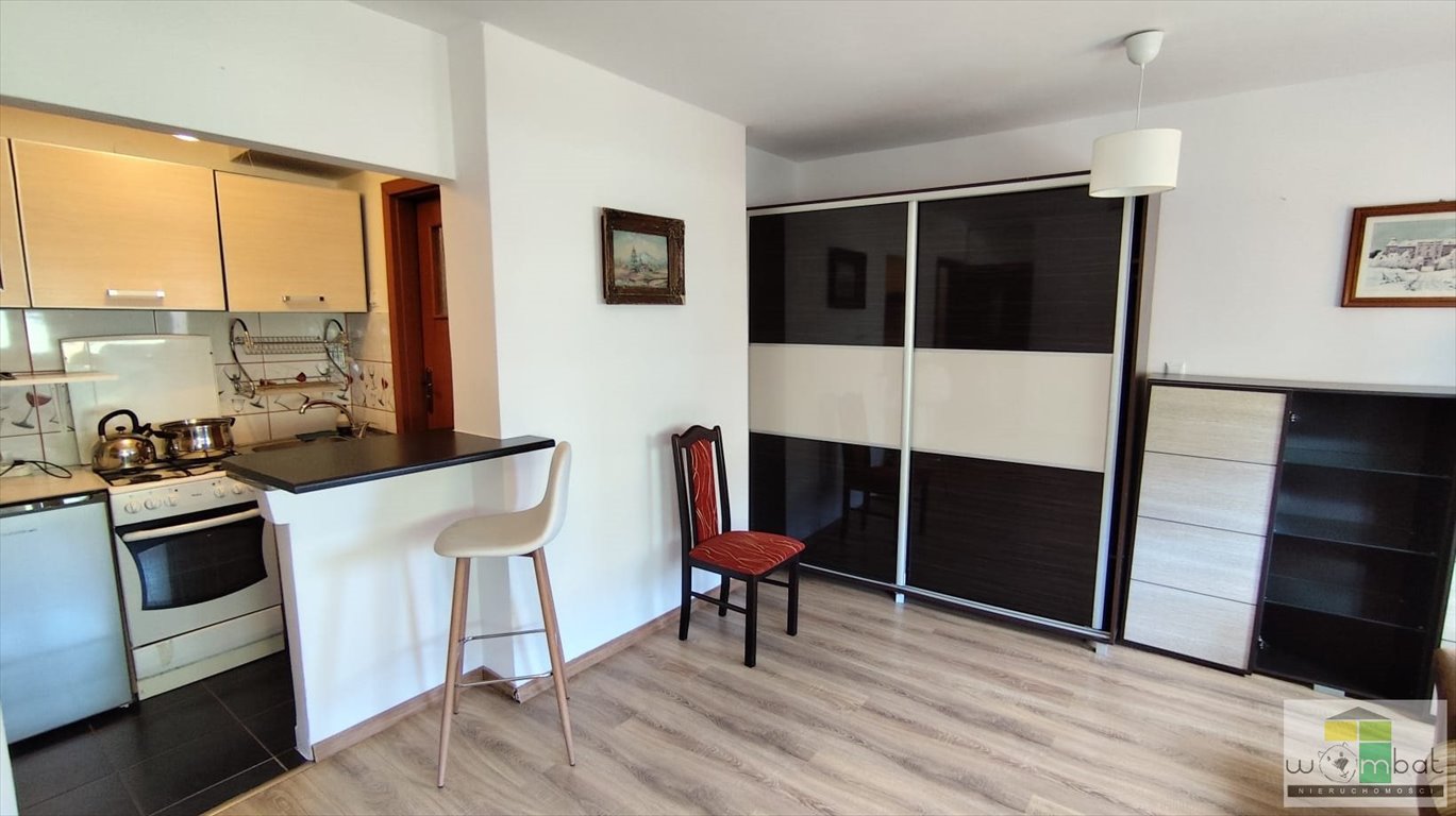 Przytulna kawalerka 30m² blisko parku, umeblowana, od zaraz Świdnica  30m2 Foto 1