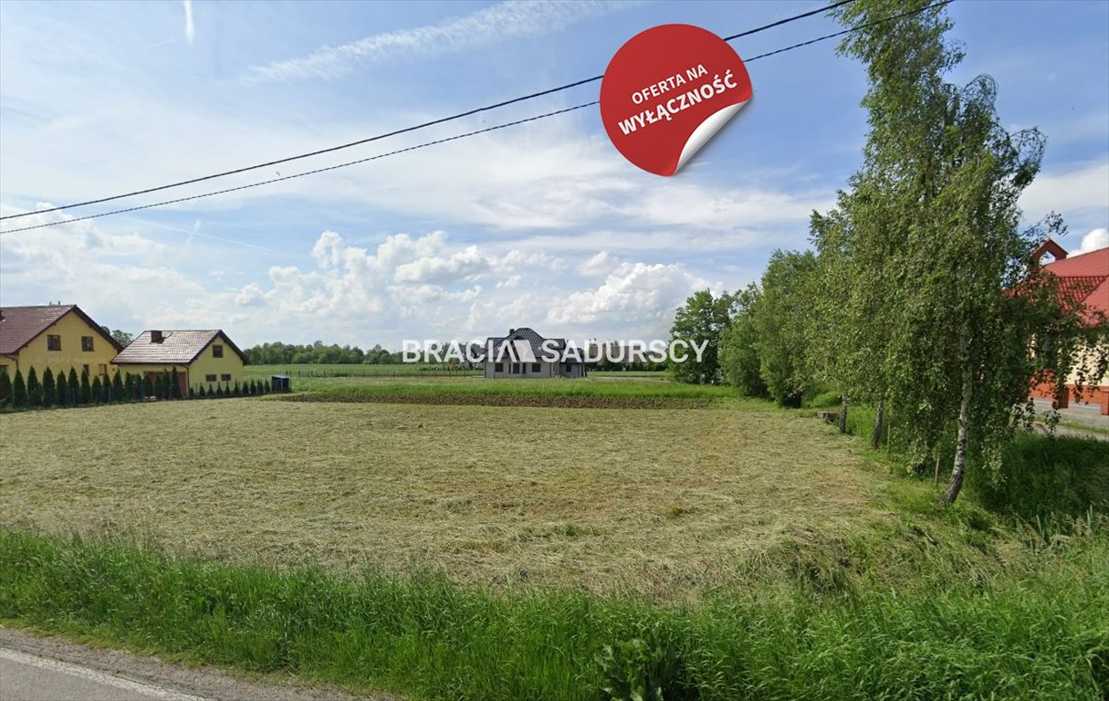 Działka 36 arów z mediami, spokojna okolica, Bochnia Stradomka  3 600m2 Foto 1
