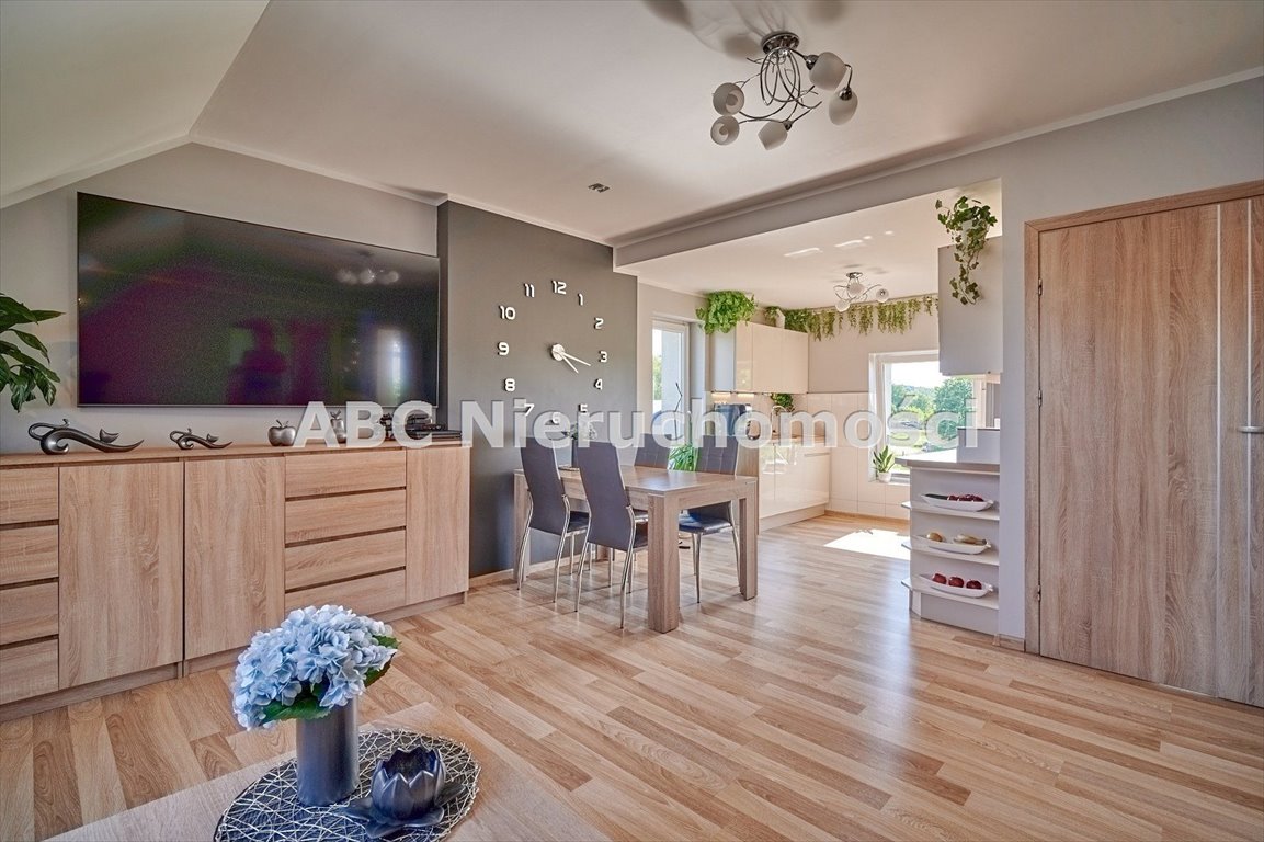 Dom na sprzedaż Ujście  191m2 Foto 1