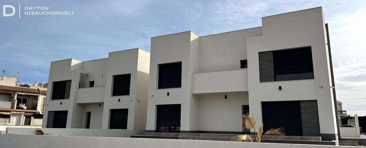 Dom 368 m² w Torrevieja (blisko plaży, infrastruktury) Torrevieja  368m2 Foto 1