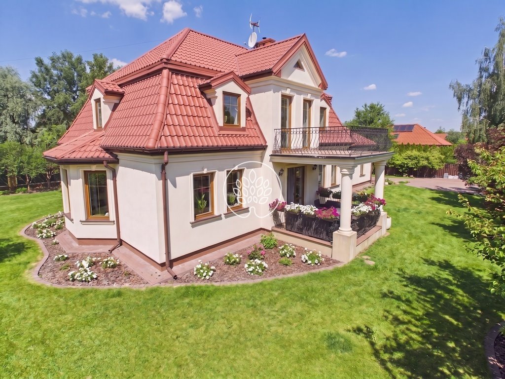 Przestronny dom 360 m² po remoncie, nowoczesna kuchnia i ogród Stara Wieś  350m2 Foto 1