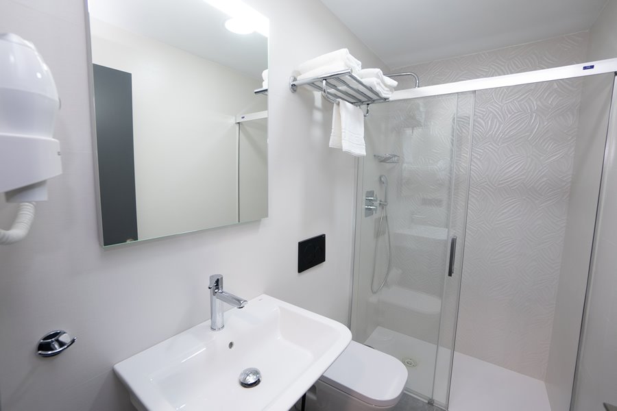 Lokal użytkowy na sprzedaż Hiszpania, Nerja  485m2 Foto 8