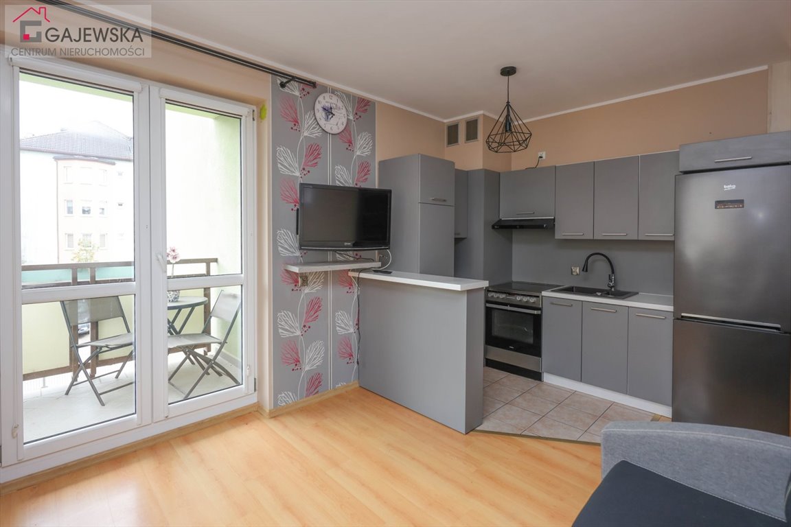 Na wynajem przestronne 2-pokojowe mieszkanie 32 m² w Piła Piła, Zielona Dolina  32m2 Foto 1