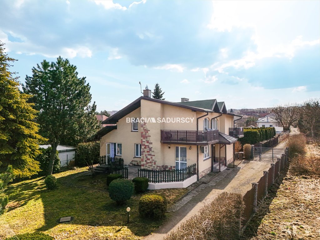 Dwurodzinny dom 314 m² z garażem i ogrodem polecam Kraków, Bieżanów-Prokocim, Bieżanów, Młodzieży  315m2 Foto 1