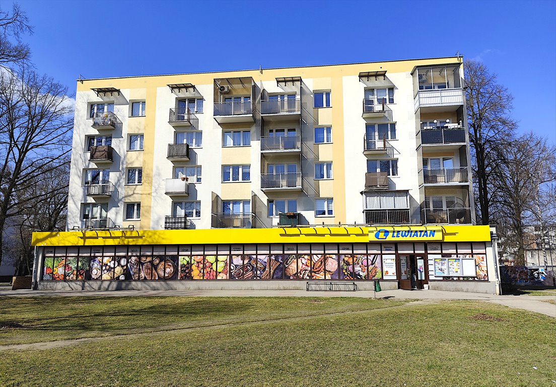 Mieszkanie do remontu z balkonem i piwnicą w Puławach Puławy, Reymonta  23m2 Foto 1