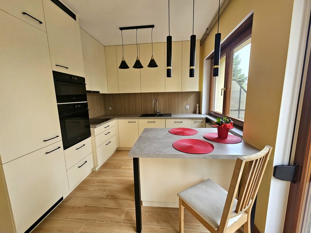 Przestronny dom z kominkiem i ogródkiem, wysoki standard - polecam! Wrocław, Fabryczna, Zakopiańska  120m2 Foto 1