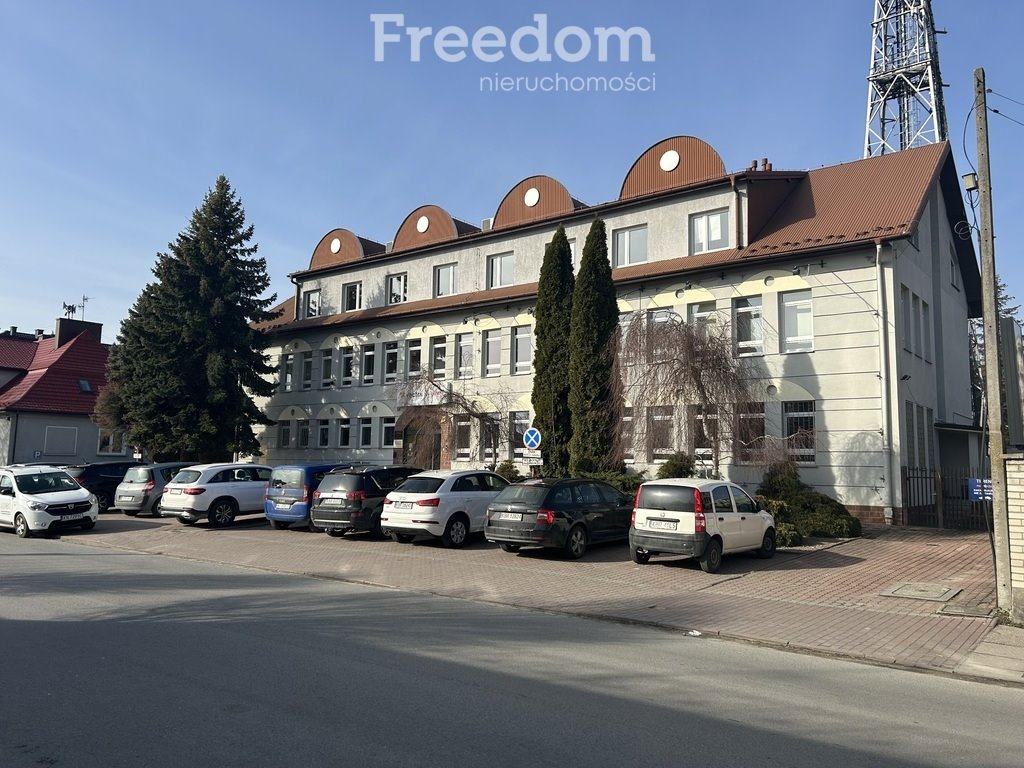 Lokal użytkowy na sprzedaż Brzesko, pl. Kazimierza Wielkiego  1 296m2 Foto 1