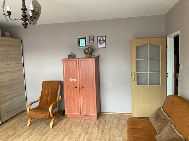 Mieszkanie trzypokojowe na sprzedaż Nakielnica  62m2 Foto 2