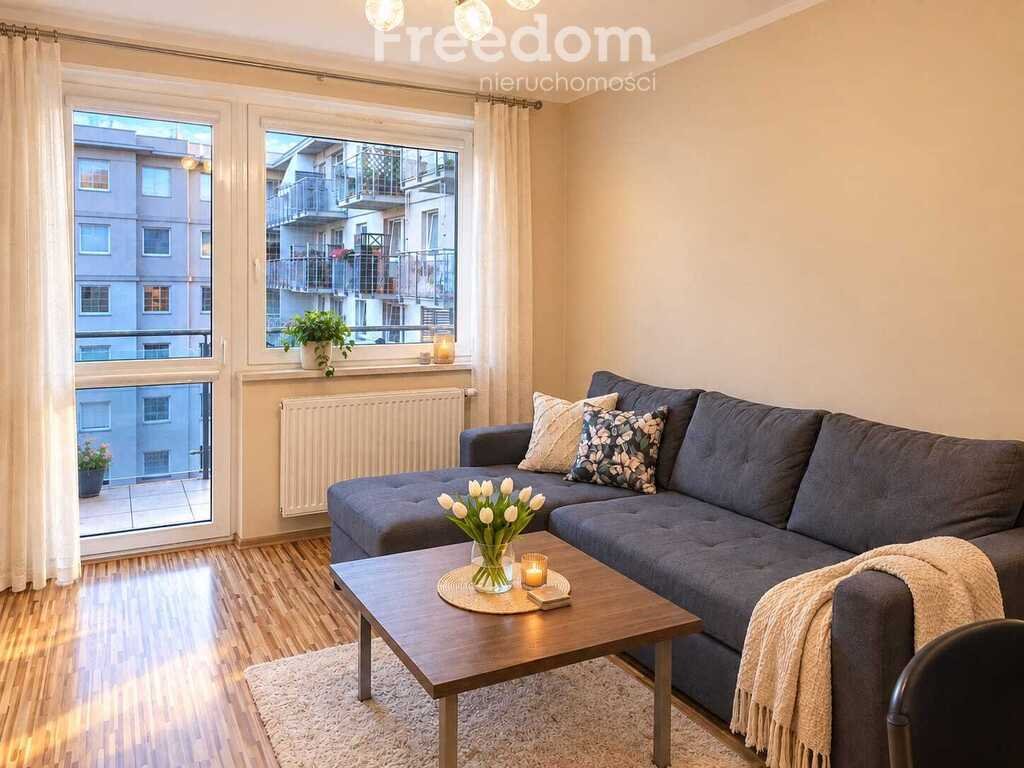 Na wynajem przestronne mieszkanie 42 m² z widokiem na las w Gdańsku Gdańsk, Ferdynanda Magellana  42m2 Foto 1