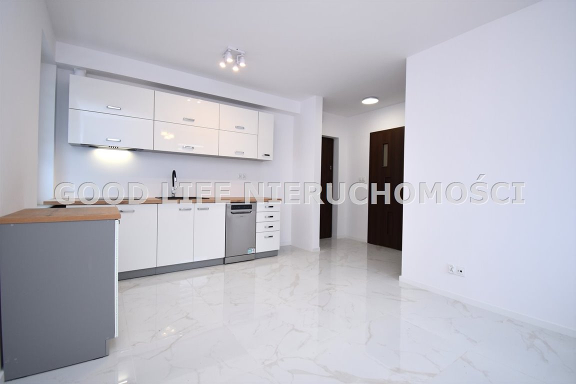 Mieszkanie dwupokojowe na sprzedaż Krasne  27m2 Foto 1