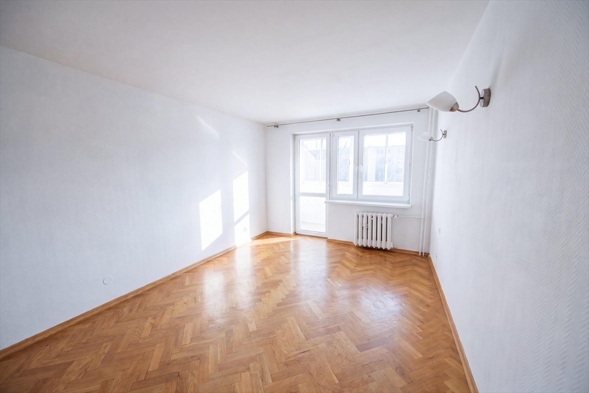 Do sprzedania przestronne 3-pokojowe mieszkanie 63 m² z balkonem w Rembertowie Warszawa, Rembertów, Topograficzna  63m2 Foto 1
