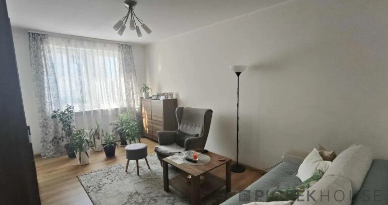 Mieszkanie dwupokojowe na sprzedaż Ząbki, Powstańców  46m2 Foto 1