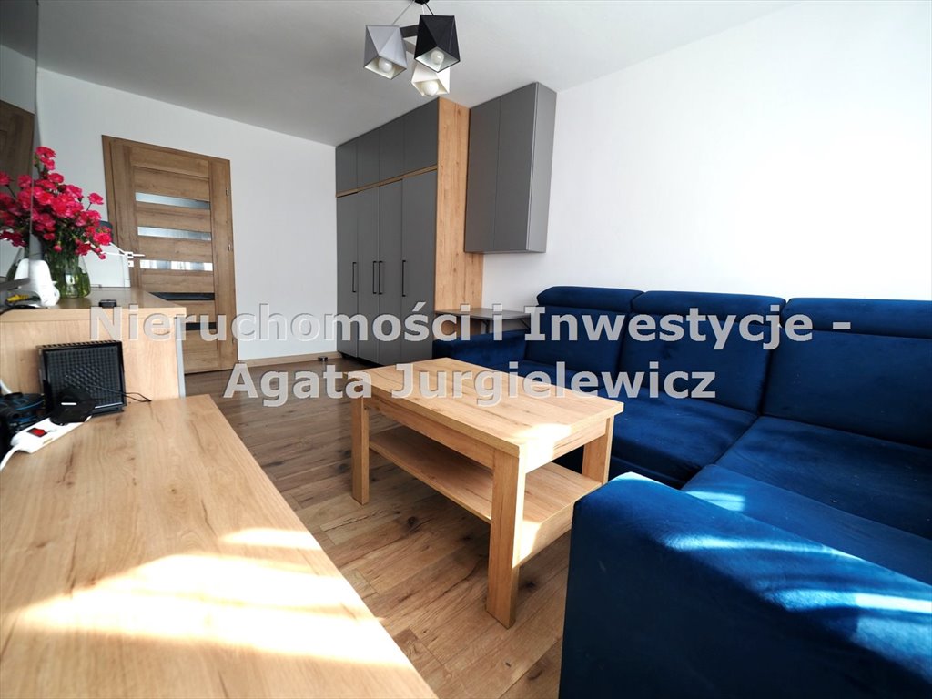 Mieszkanie 3 pokoje z balkonem, po remoncie, blisko parków Oleśnica  49m2 Foto 1