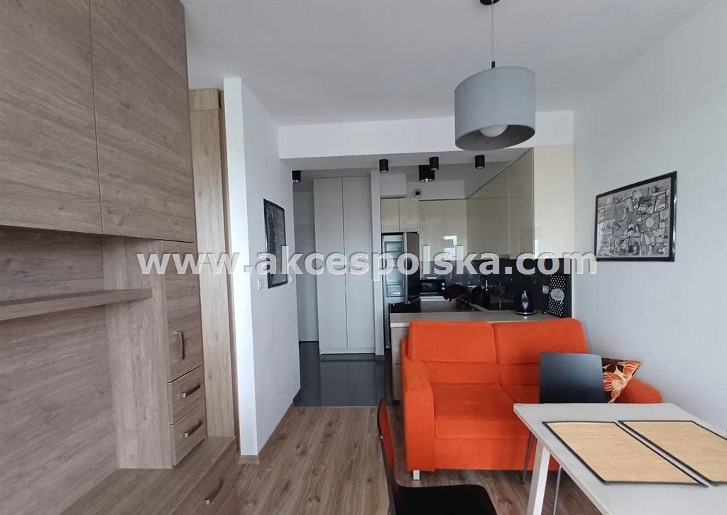 Na wynajem przestronne 44 m² mieszkanie z loggią w Warszawie Warszawa, Bielany, Żeromskiego  44m2 Foto 1