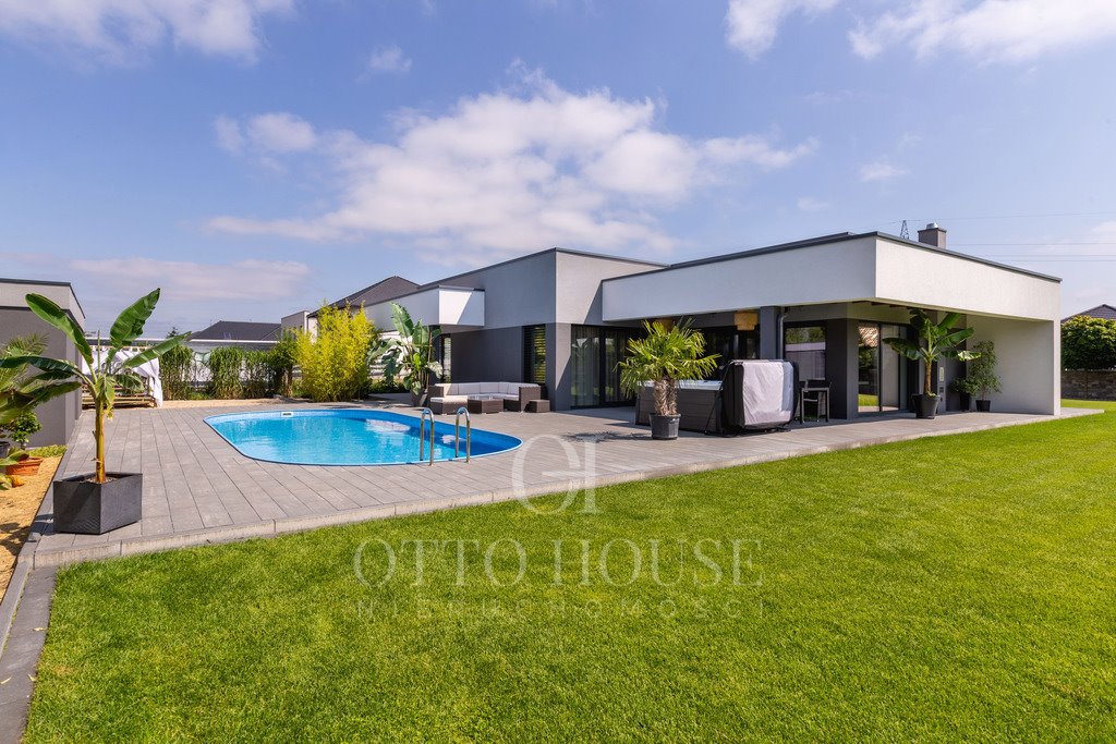 Nowoczesny dom 140 m² z basenem i jacuzzi - gotowy! Gniezno, Pszeniczna  221m2 Foto 1