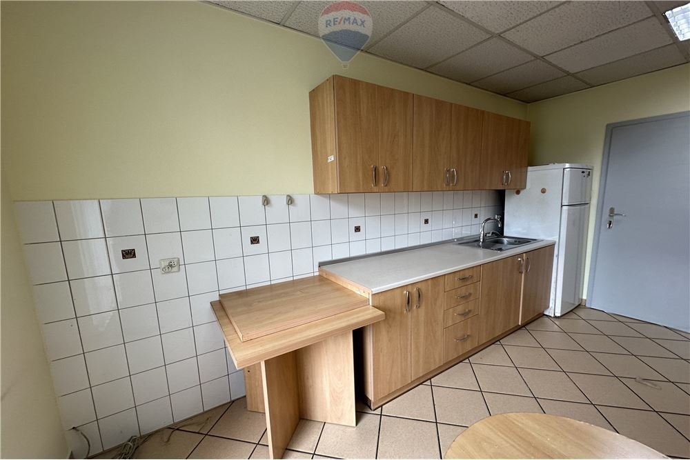 Lokal użytkowy na wynajem Skoczów  430m2 Foto 12