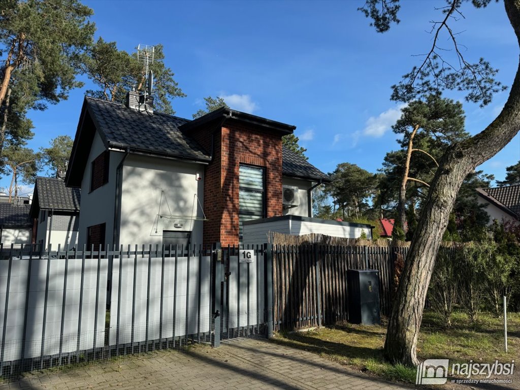 Luksusowy dom 200 m od morza z ogrodem i tarasami Pobierowo, Karola Borka  75m2 Foto 1