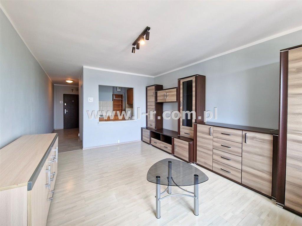 Zapraszam do wynajmu kawalerki 31,5 m² z windą i piwnicą Wodzisław Śląski, Przemysława  32m2 Foto 1