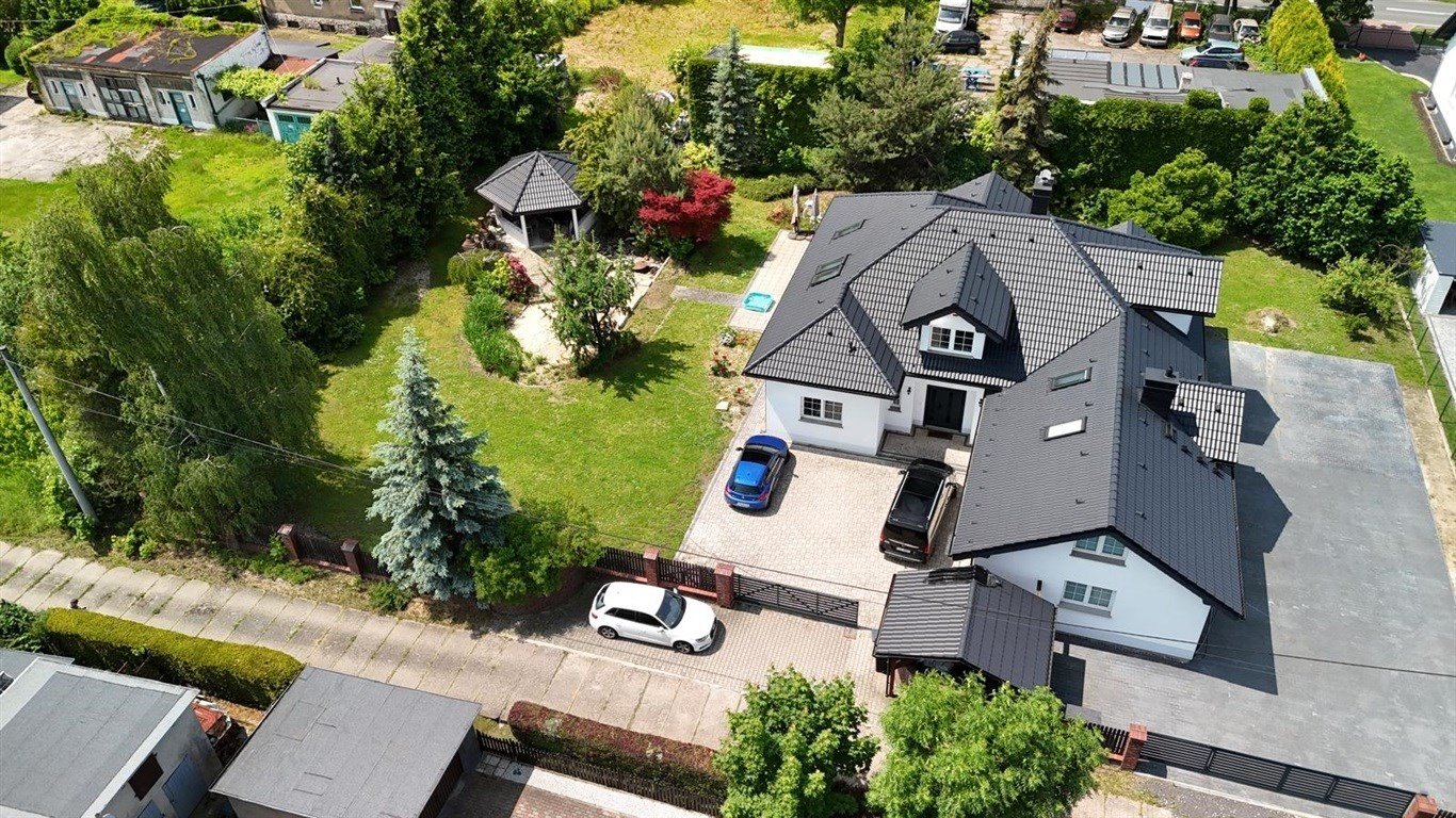 Przestronny dom 7 pokoi, garaż, wysoka jakość, ogród Gliwice, Górnośląska  260m2 Foto 1
