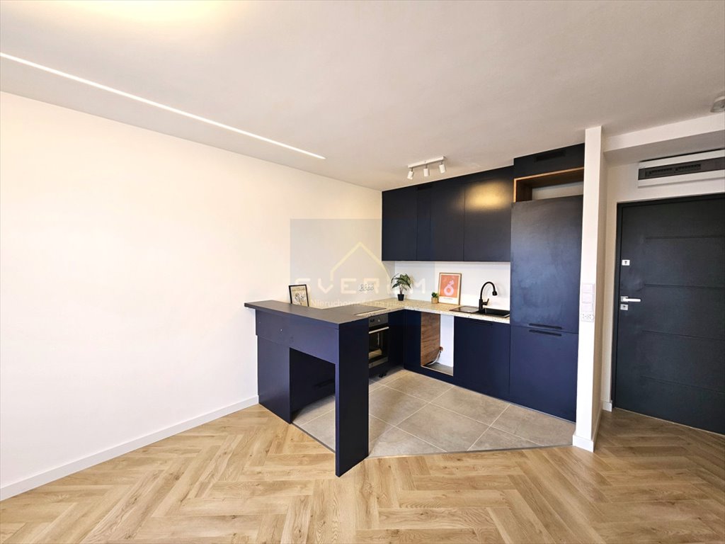 Mieszkanie dwupokojowe na sprzedaż Częstochowa, Parkitka  30m2 Foto 1