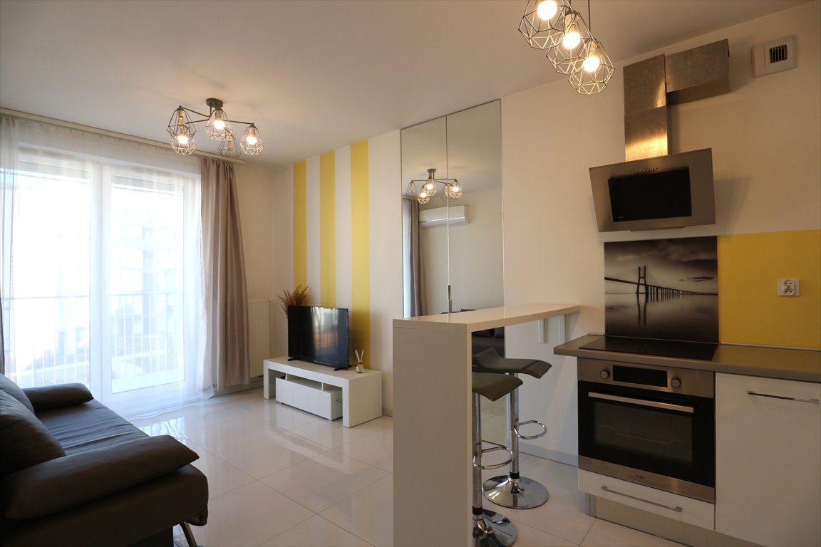 Przestronne 30m² z balkonem - pełne wyposażenie, pod wynajem Białystok, Piaski, Prezydenta Ryszarda Kaczorowskiego 14  30m2 Foto 1