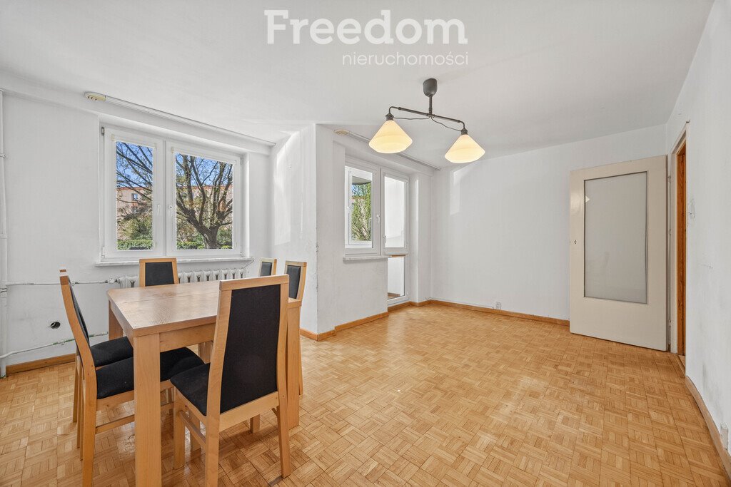 Na sprzedaż przestronne 3-pokojowe mieszkanie 61,5 m² z potencjałem Warszawa, Targówek, Smoleńska  62m2 Foto 1
