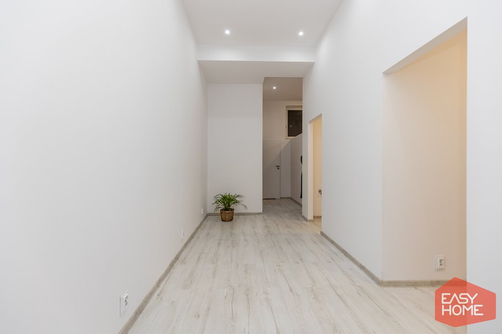 Lokal użytkowy na Piątkowie z dużą witryną i niezależnym wejściem Poznań, Piątkowo, Piątkowo, Dalemińska  49m2 Foto 1