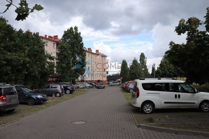 Garaż na sprzedaż Swarzędz, os.Działyńskiego przy Biedronce  8m2 Foto 2